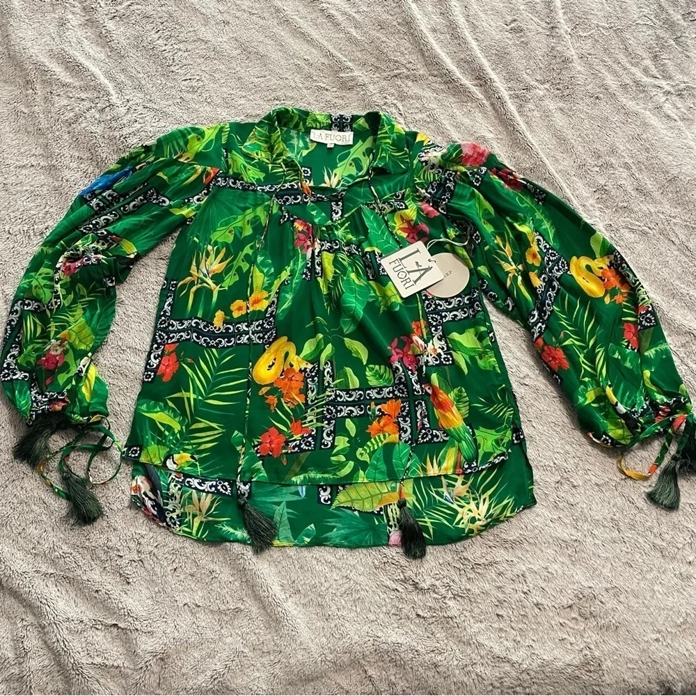NWT La Fuori Bela Fuori Tropical 100% Silk Top - Picture 13 of 13